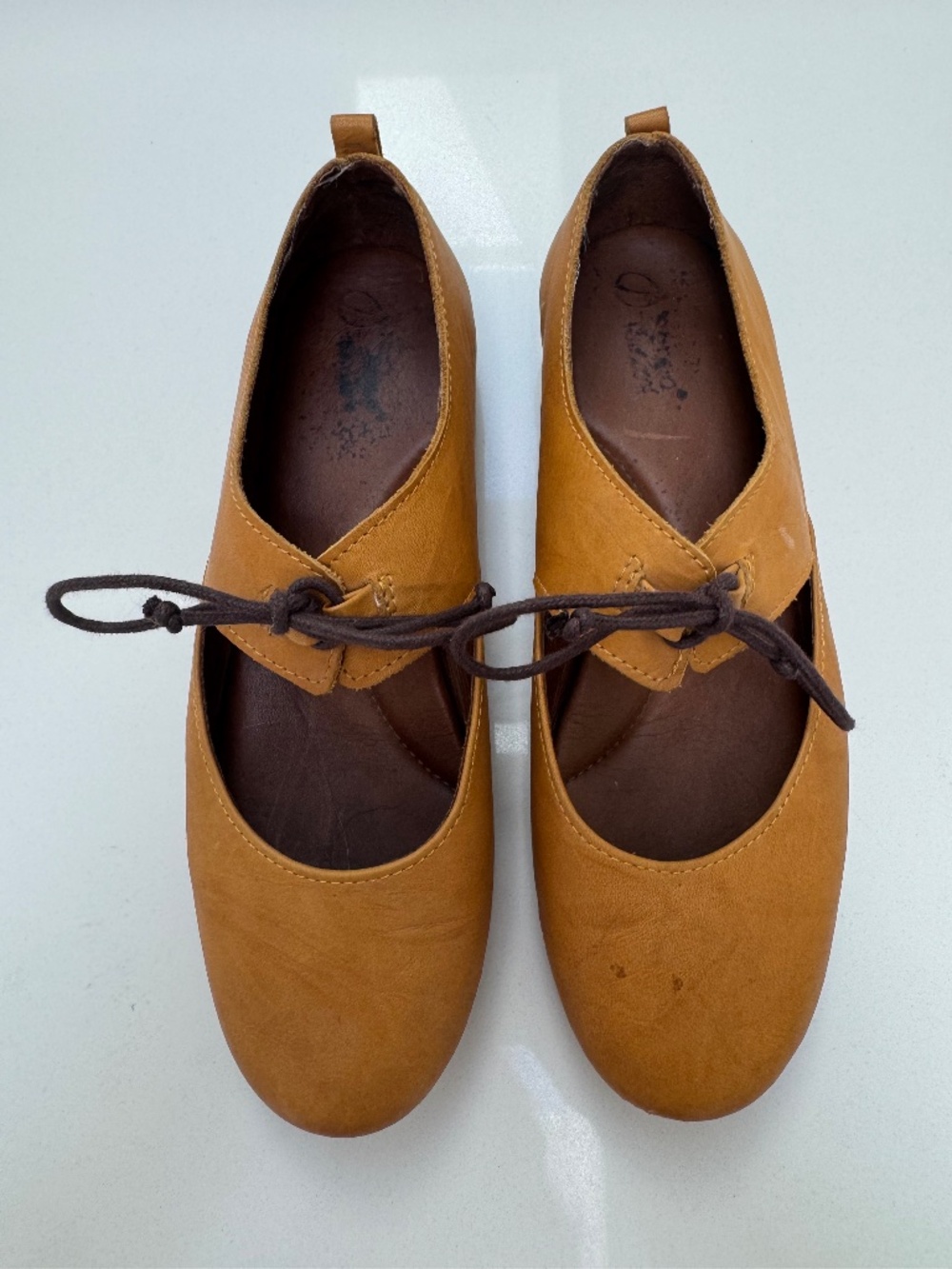 Sergio Romani Tuka leather flats in mustard yellow, size 38